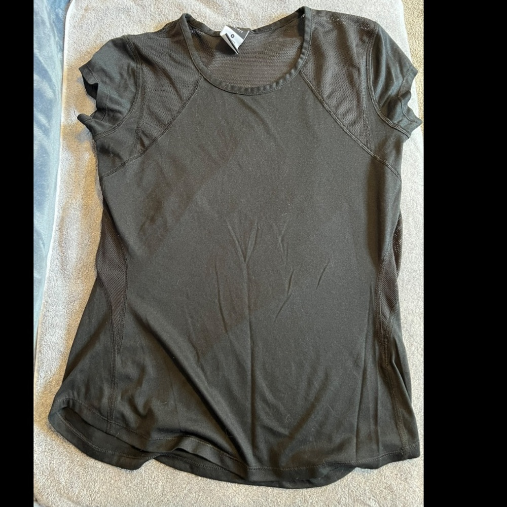 Gently Used Womens Nike Dri-Fit Shirt